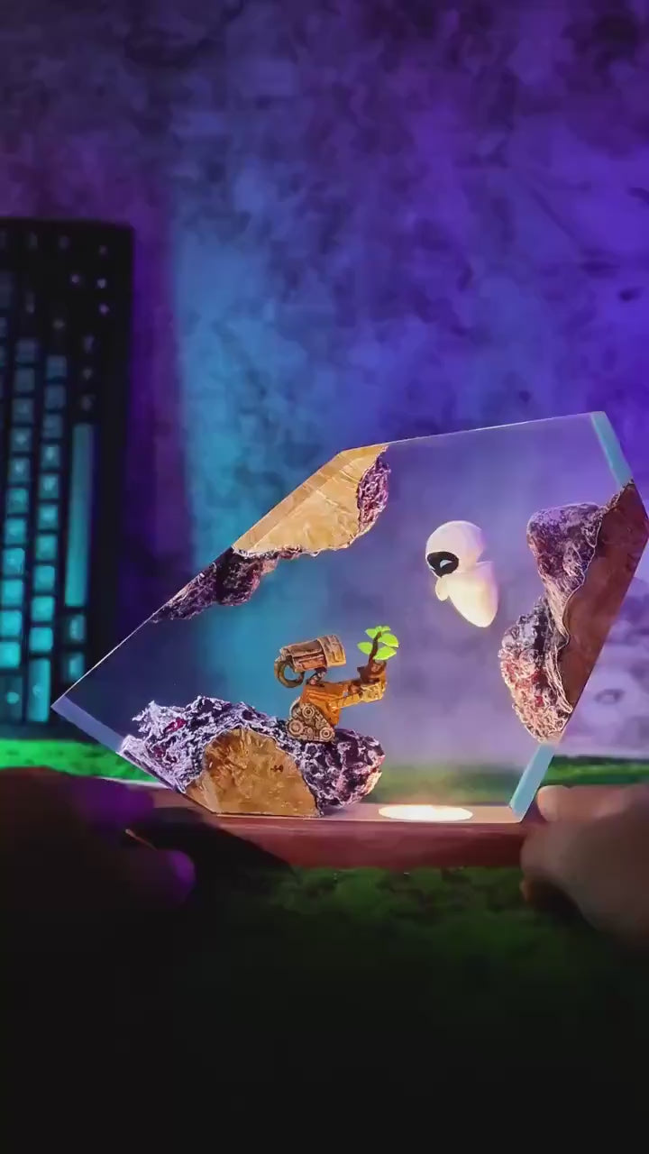 Wall-E and Eve Resin Night Light Epoxy Robot Desk Lamp
